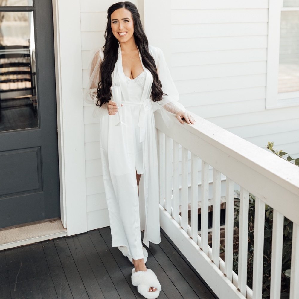 The Robe UA Nicole Long Silk Robe
